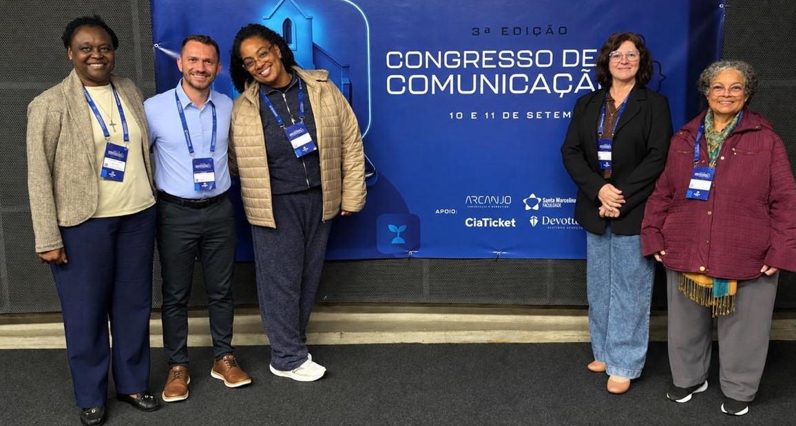 Irmãs de São José de Chambéry e Leigos participam do 3º Congresso de Comunicação da CRB Nacional