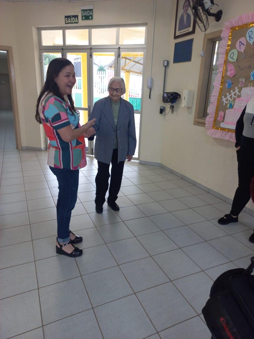 Irmã Maria Érica Caimi recebe homenagem