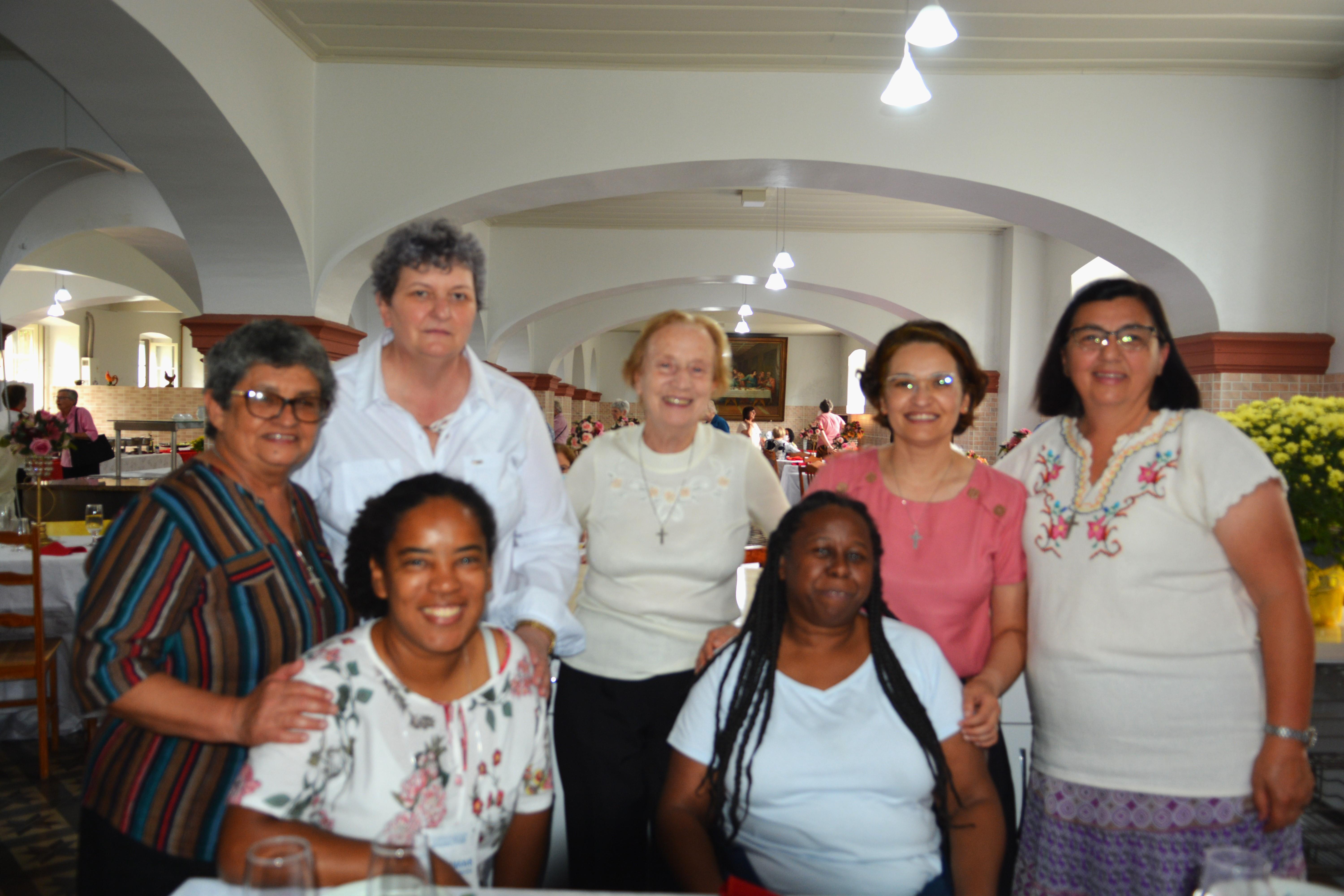 O lazer, a diversão e a alegria também fazem parte de nossa vida.