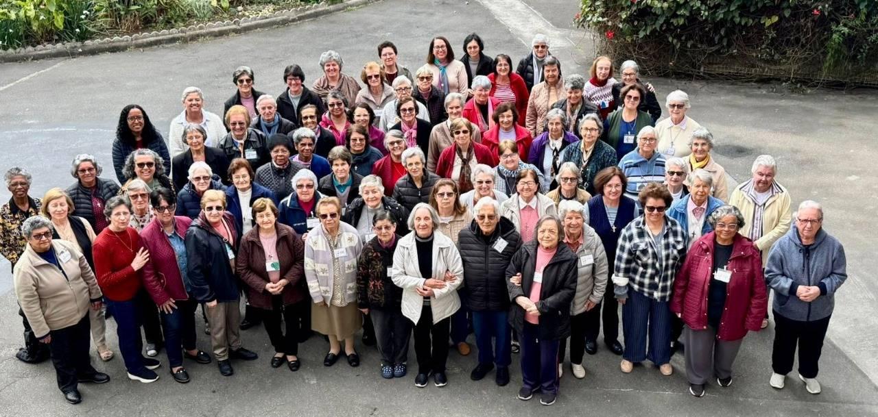 PRIMEIRO ENCONTRO DAS IRMÃS 61+ — ENVELHECIMENTO BEM-SUCEDIDO NA VIDA CONSAGRADA