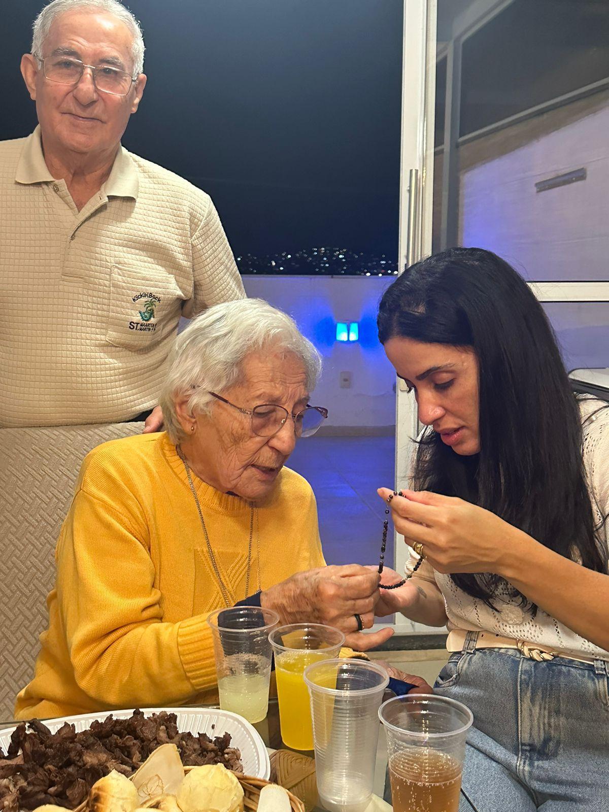 Feliz e Abençoada Viagem: Visita a Familiares, Uma Graça, Uma Bênção Indescritível.